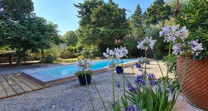 The Oustal Delcastèl, Furnished very comfortable with large south facing terrace and BBQ