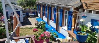 ビーチから50メートルの漁村で24人を招待