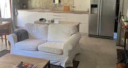 Villa with all comforts, PRIVATE SWIMMING POOL - NO INCOMES - Ideal for families