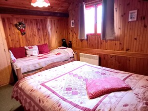 3 habitaciones, tabla de planchar con plancha y wifi 