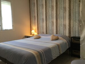 3 bedrooms, iron/ironing board, free WiFi, bed sheets - Vacation rental L'ISLE SUR LA SORGUE LS2-307 (L´Isle sur la Sorgue)