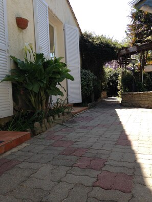 Exterior detail - Charming house Oleron 5p near Cotinière, 300m beach, shore fishing, bikes (Saint-Pierre-D'oléron)