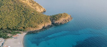 Perinteinen talo, upeat näkymät Portonlahdelle