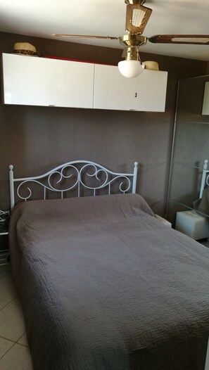 1 bedroom, iron/ironing board, WiFi