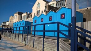Exterior - My house, feet in the water ... (Saint-Gilles-Croix-De-Vie)