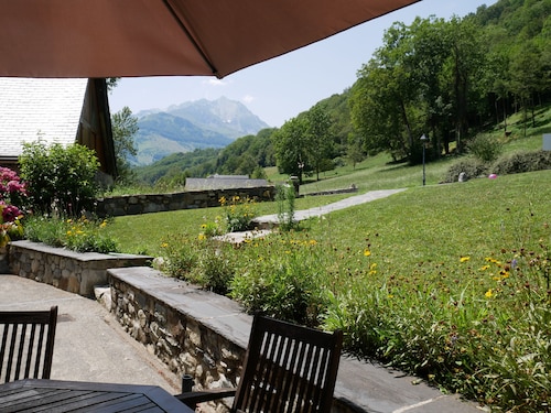 Gite in bigourdane barn in the village d`Aucun