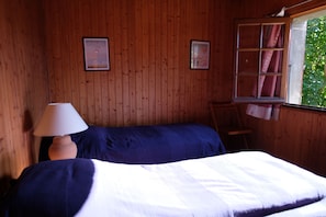 5 bedrooms, iron/ironing board, travel crib, WiFi