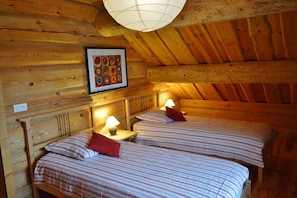 3 Schlafzimmer, Bügeleisen/Bügelbrett, Reisekinderbett, kostenloses WLAN