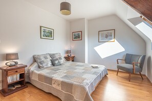 2 camere, ferro/asse da stiro, Wi-Fi gratuito