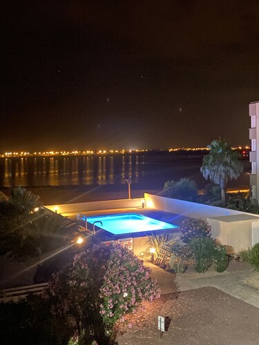 Sehr schöne Wohnung mit Blick auf das Meer - 2 Schlafzimmer - Wifi - CLIM-TV-LL-LV