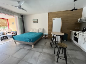 Free WiFi, bed sheets, wheelchair access