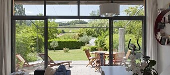 Detached house, quiet, beautiful garden, mini pool, Drôme provençale, 2 Pers