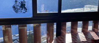 APPARTEMENT AU PIED DES PISTES dans la résidence la plus ensoleillée face sud