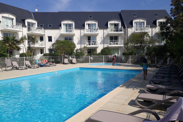 Résidence cÎté piscine