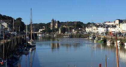 MAISON ENSOLEILLEE 7 minutes Ă pied PLAGE ET GOLF, English speaking.