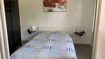 1 chambre, fer et planche Ă repasser, Wi-Fi