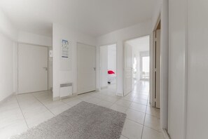 Interior - Beautiful spacious and modern apartment with sea view, classified 4 stars Ref. LGM62HTH (La Grande-Motte)