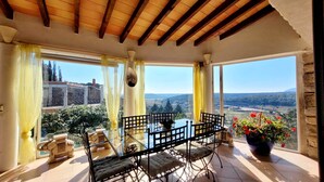 Dining - Detached stone house with swimming pool and ponds (Lussan)