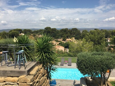 Villa with pool Saint Cyr Lecques, 8 people, beach 10 minutes walking distance