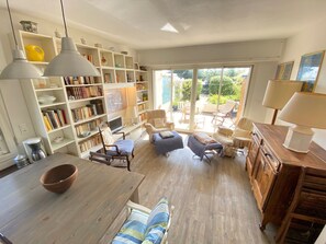 TV, table tennis, books