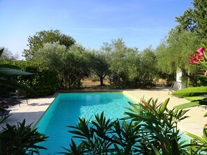 Outdoor pool - Private pool10X5, 11 bedr., 26 beds, 5 bath., 5 terraces, very quiet,10 000sqm park,AC (Uzès)