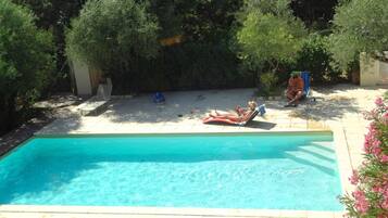 Utomhuspool