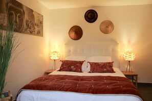 1 bedroom, in-room safe, iron/ironing board, WiFi
