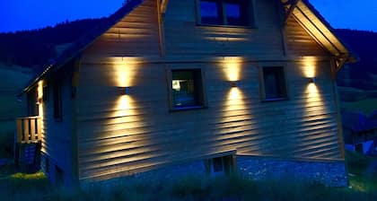 LARGE GROUP GITE FOR 15 PEOPLE 7 ROOMS CLOSE SKI RUNS LA BRESSE