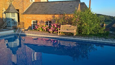 Cottage en Normandía con piscina privada y climatizada.