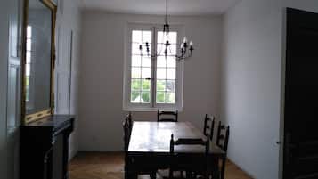 Dineren