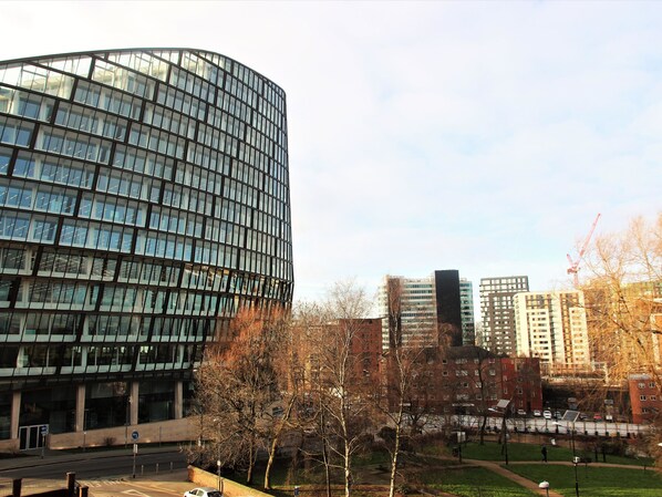 In-room safe, free WiFi