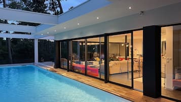 Piscine extérieure, piscine chauffée