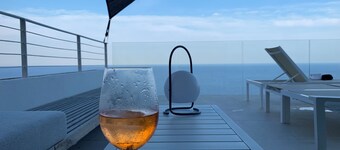 Wonderful villa 180 ° Sea - 1st line of sea