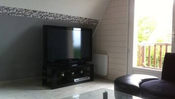TV, DVD player