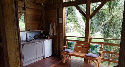 Bungalow rental at Saut d'Acomat - Pointe-Noire>Rentcar https://locasgp.com