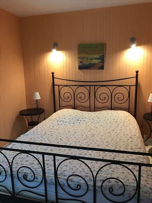 4 Schlafzimmer, Bügeleisen/Bügelbrett, kostenloses WLAN