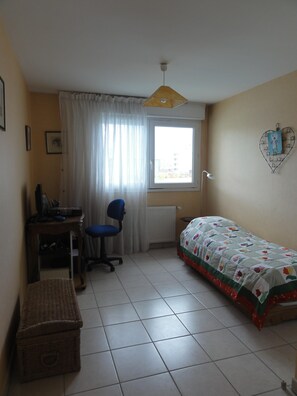 2 soverom, strykejern/-brett, wi-fi (inkludert) og sengetøy