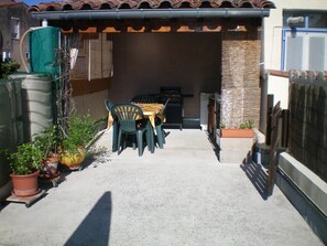 Outdoor dining - PRETTY T2 IN VILLAGE HOUSE (Ganges)