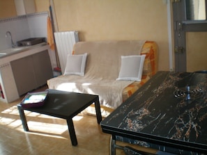 Télévision à écran plat