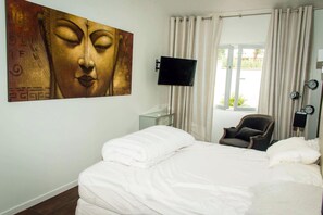 3 chambres, fer et planche à repasser, Wi-Fi, draps fournis