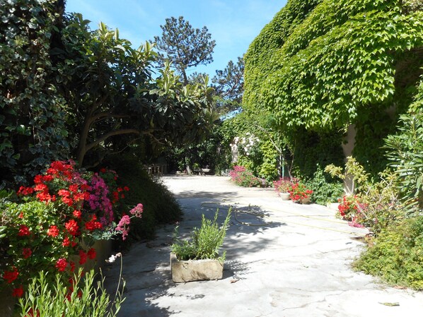 Jardines del alojamiento