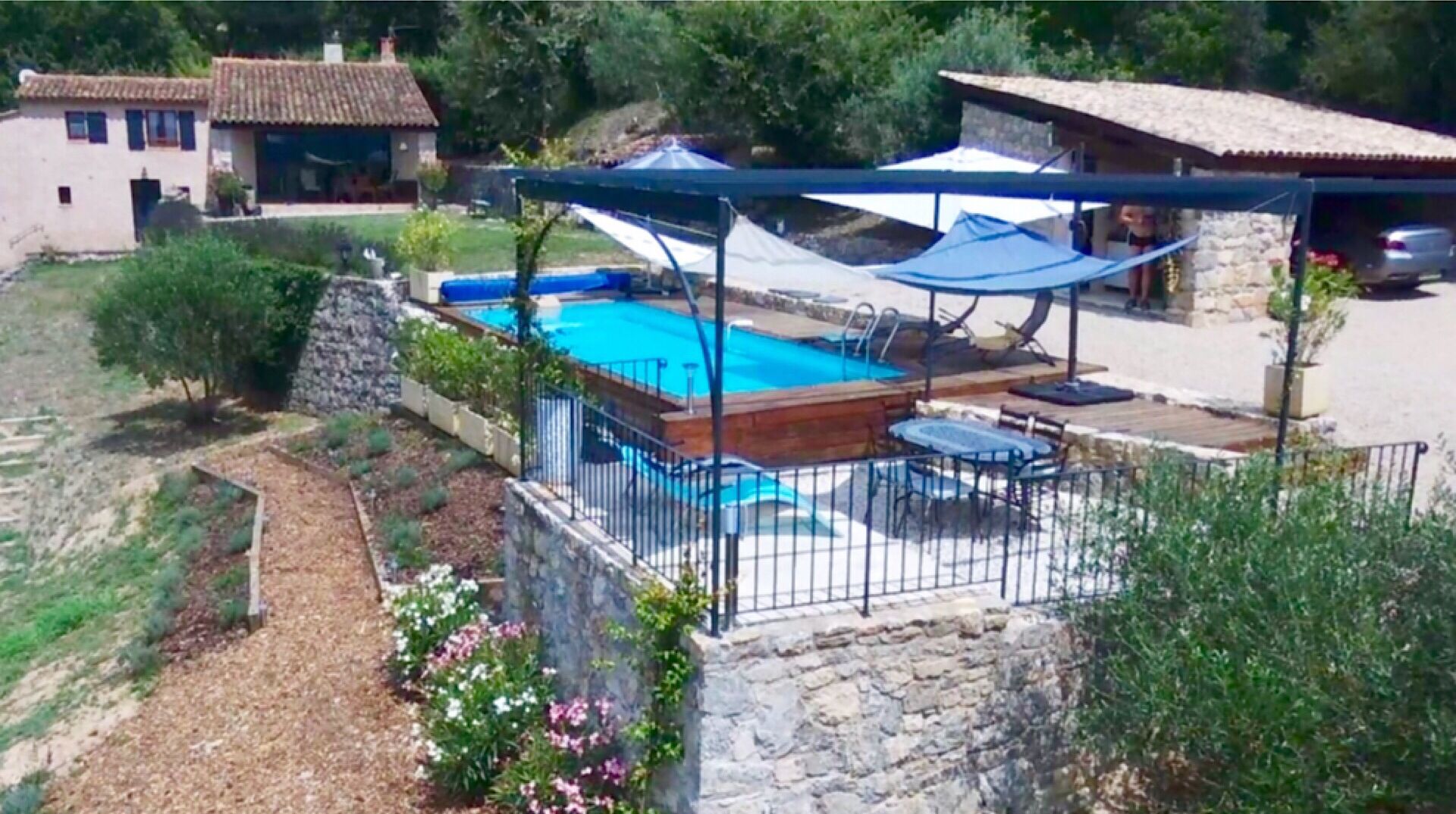 Restauration extérieure