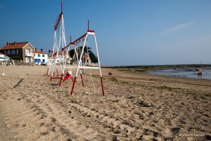 Plage à proximité, chaises longues