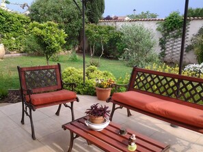 Terrace/patio - Charming villa close to the beach with 3 air-conditioned bedrooms. (La Londe-Les-Maures)