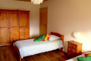 2 bedrooms, iron/ironing board, travel crib, free WiFi