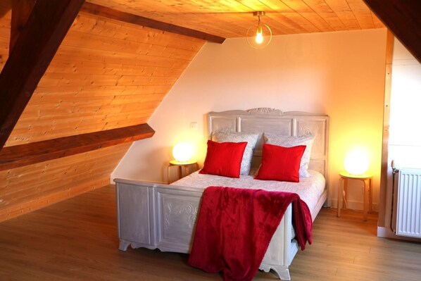 2 Schlafzimmer, Bügeleisen/Bügelbrett, Reisekinderbett, kostenloses WLAN