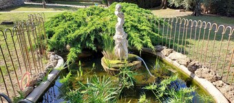 Beautiful Provencal Stone Villa with Large Pool and Pool House
