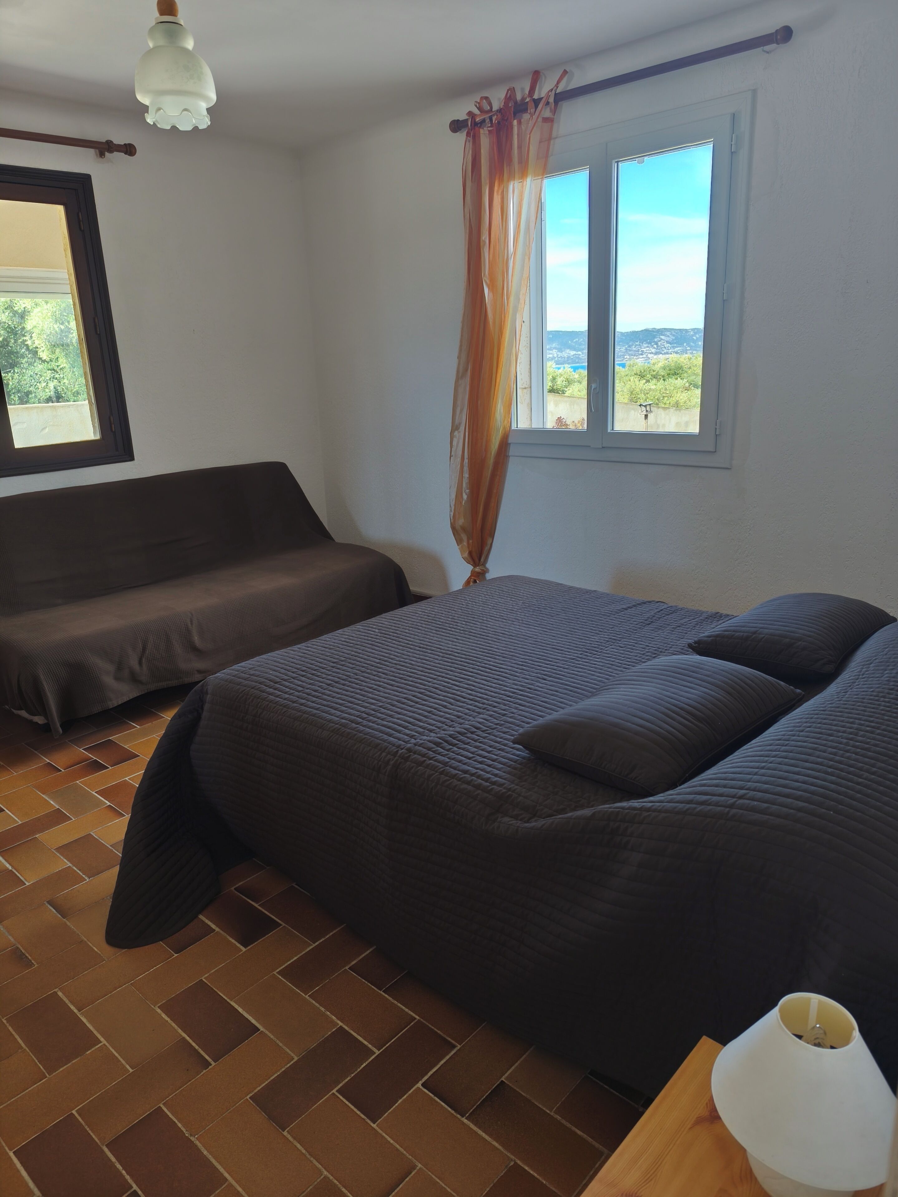 4 chambres, fer et planche à repasser, Wi-Fi gratuit