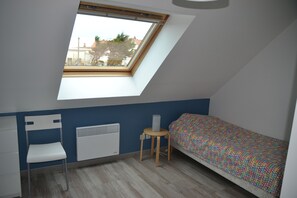 2 habitaciones, tabla de planchar con plancha y wifi