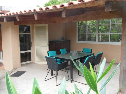 Corsican holiday rental, Gulf of Ajaccio, house Isolella Porticcio 100 m beach